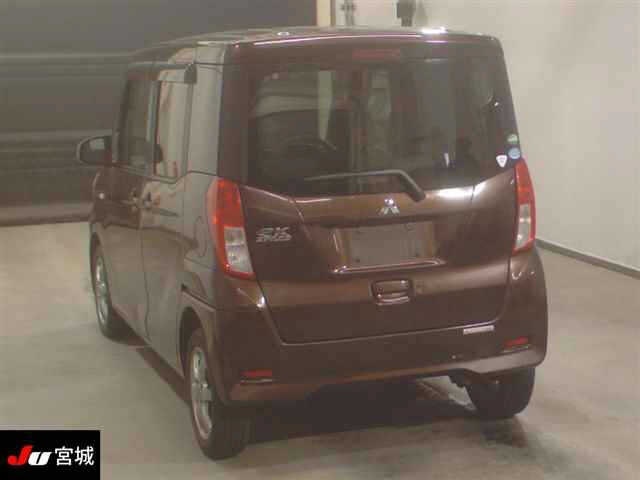 MITSUBISHI EK SPACE