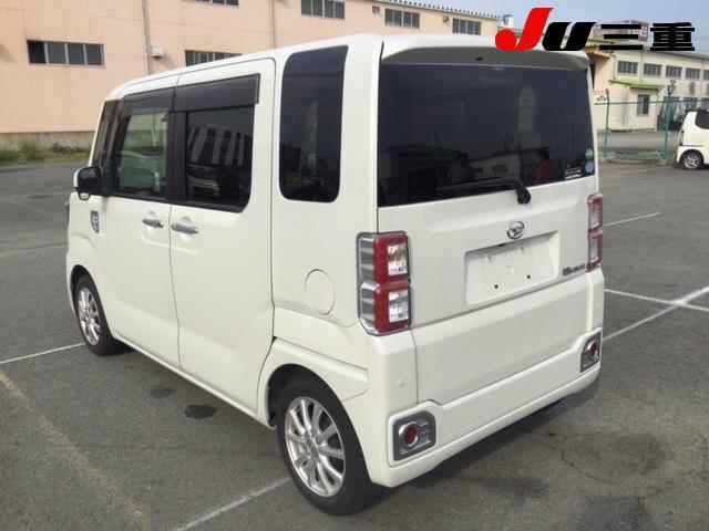 DAIHATSU WAKE