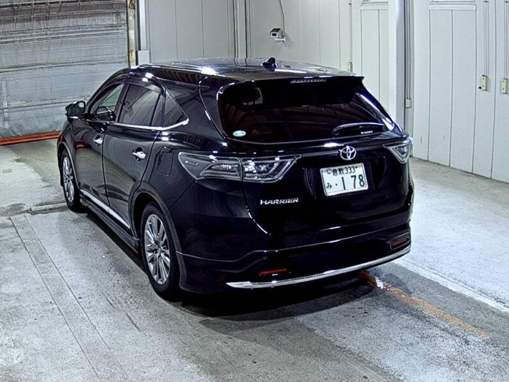 TOYOTA HARRIER