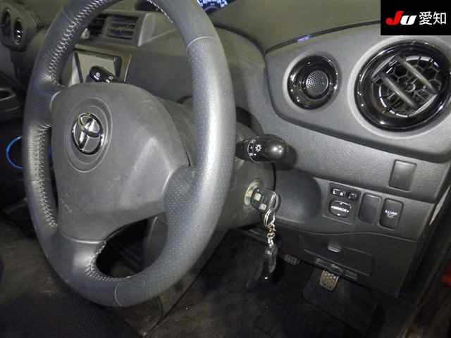 TOYOTA BB