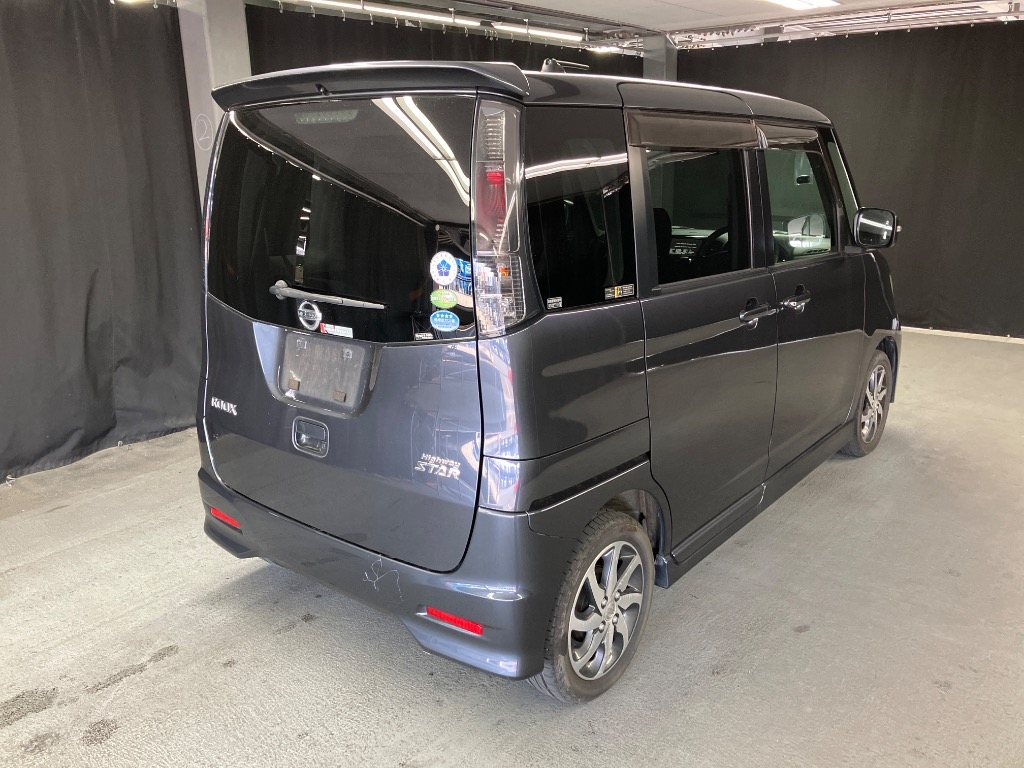NISSAN ROOX