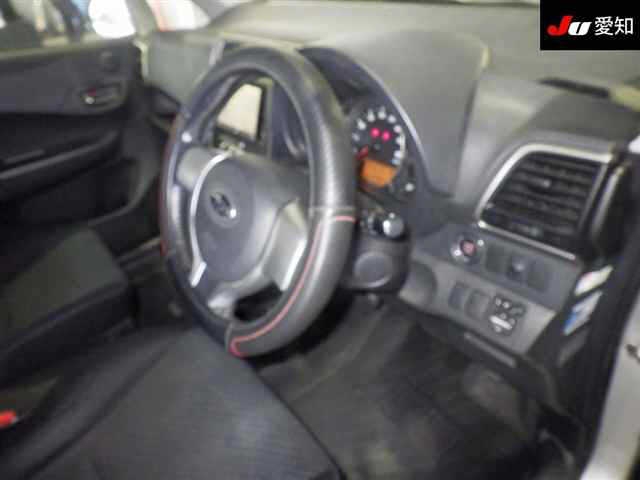 SUBARU TREZIA
