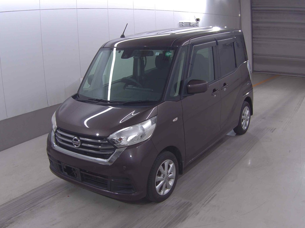 NISSAN DAYZ ROOX