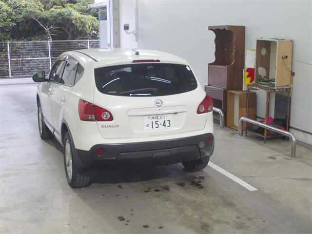 NISSAN DUALIS