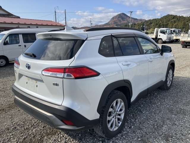 TOYOTA COROLLA CROSS