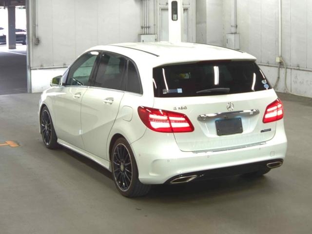 MERCEDES-BENZ B-CLASS