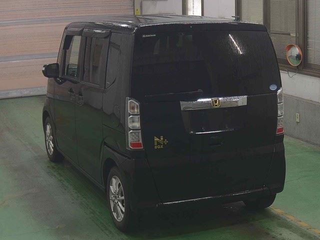 HONDA N-BOX+