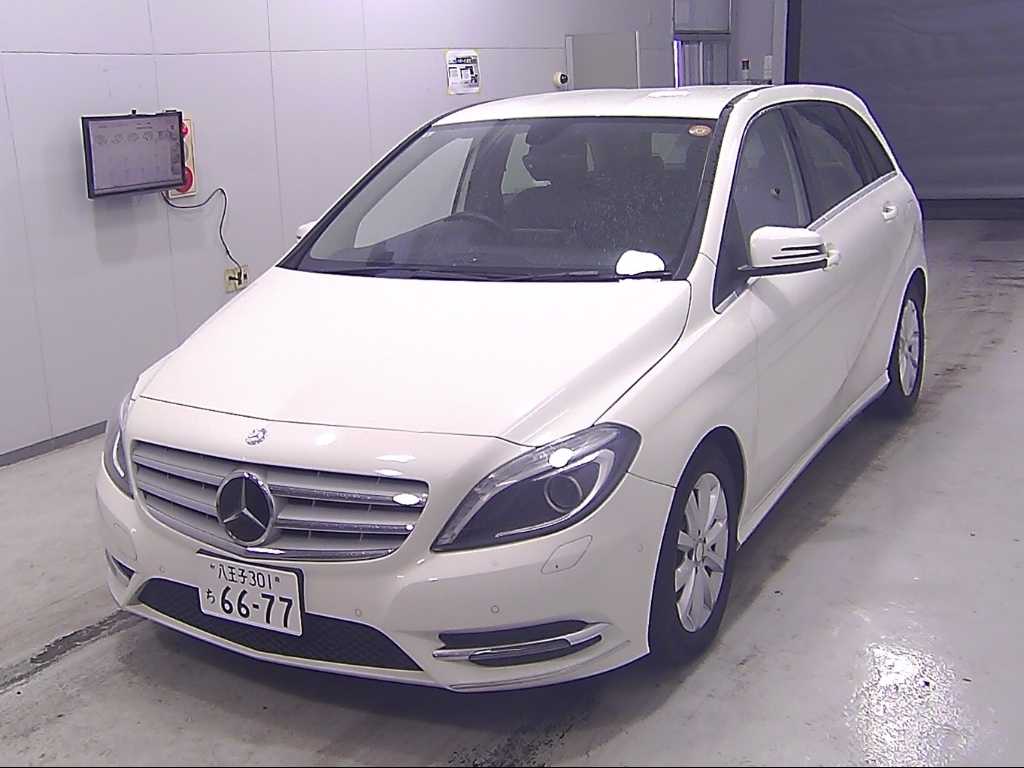 MERCEDES-BENZ B-CLASS