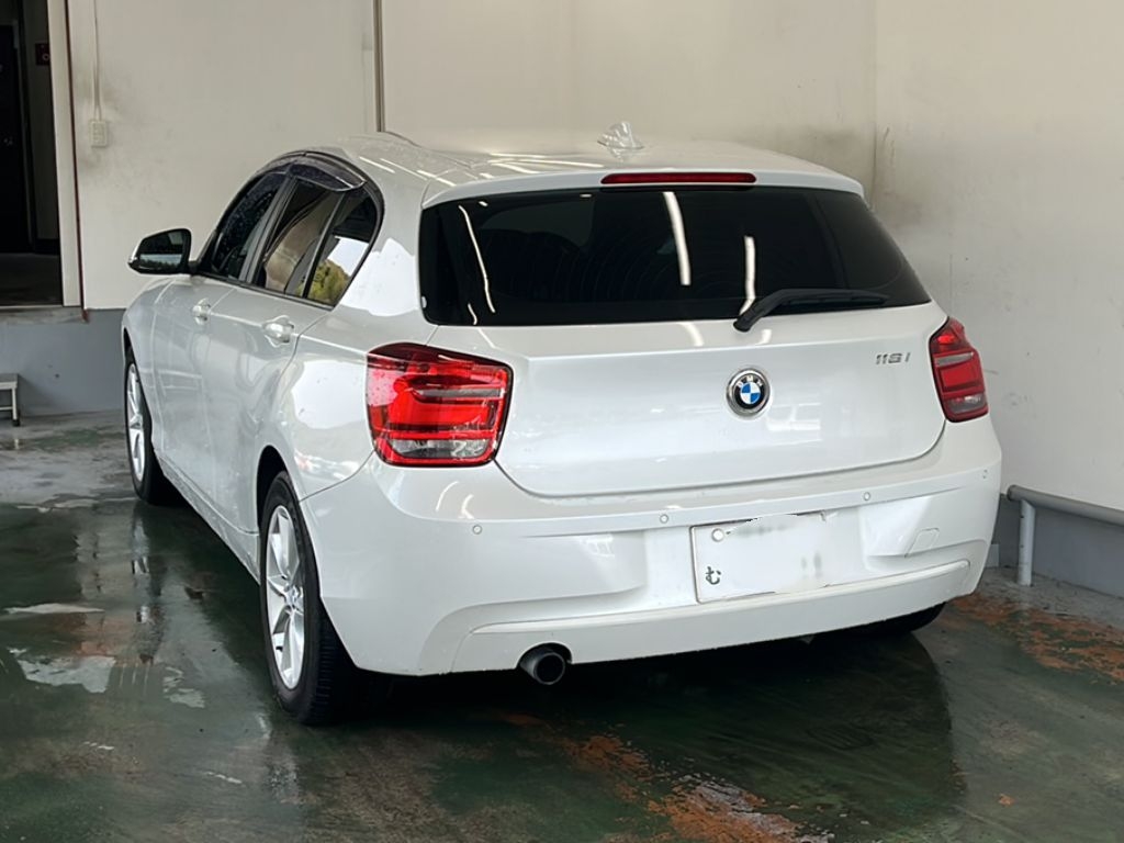 BMW 1-SERIES