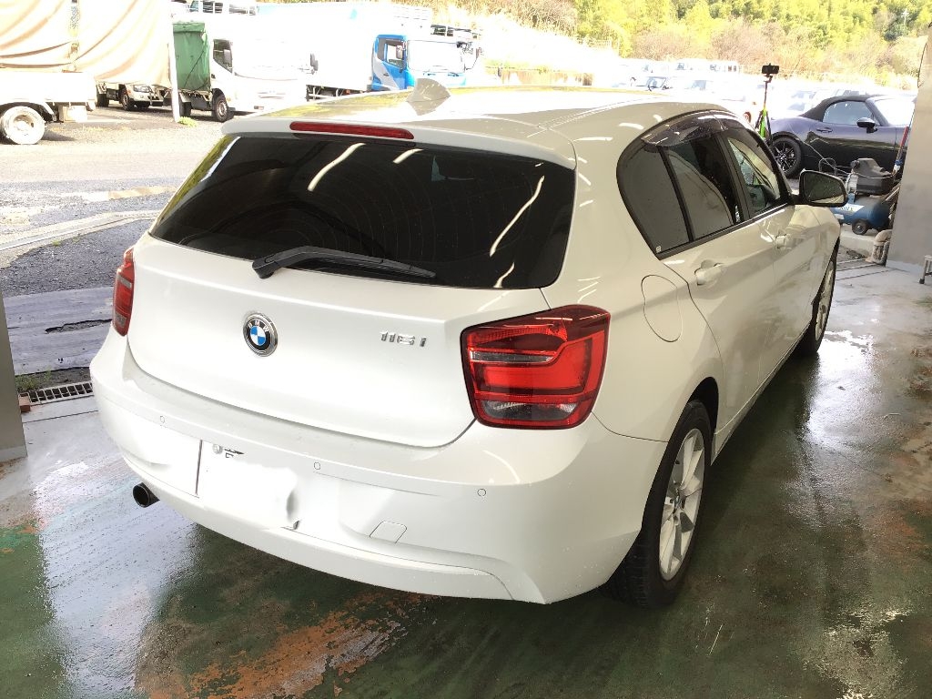 BMW 1-SERIES