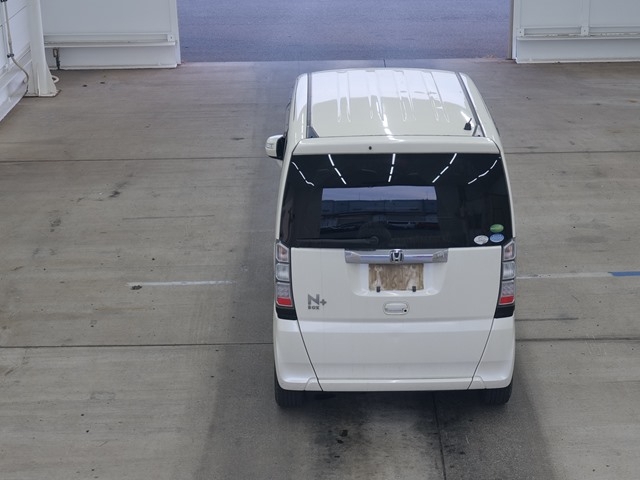 HONDA N-BOX+