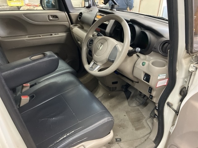HONDA N-BOX+