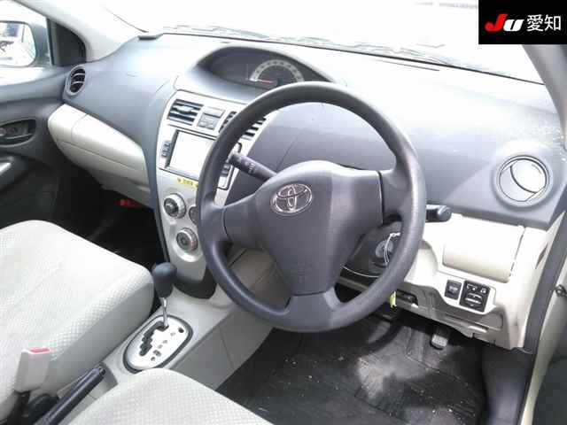 TOYOTA BELTA