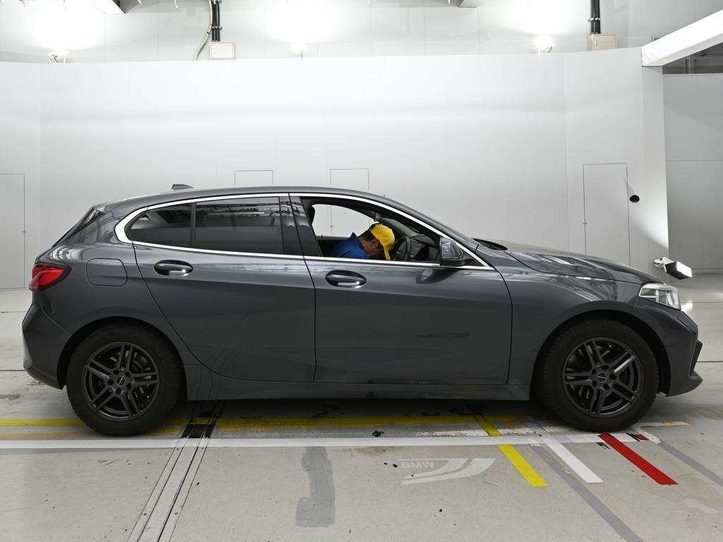 BMW 1-SERIES