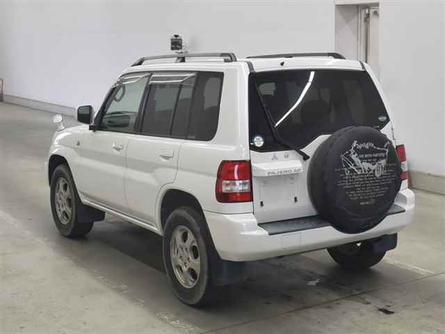 MITSUBISHI PAJERO IO
