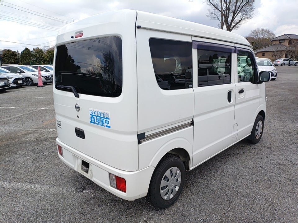 NISSAN NV100 CLIPPER