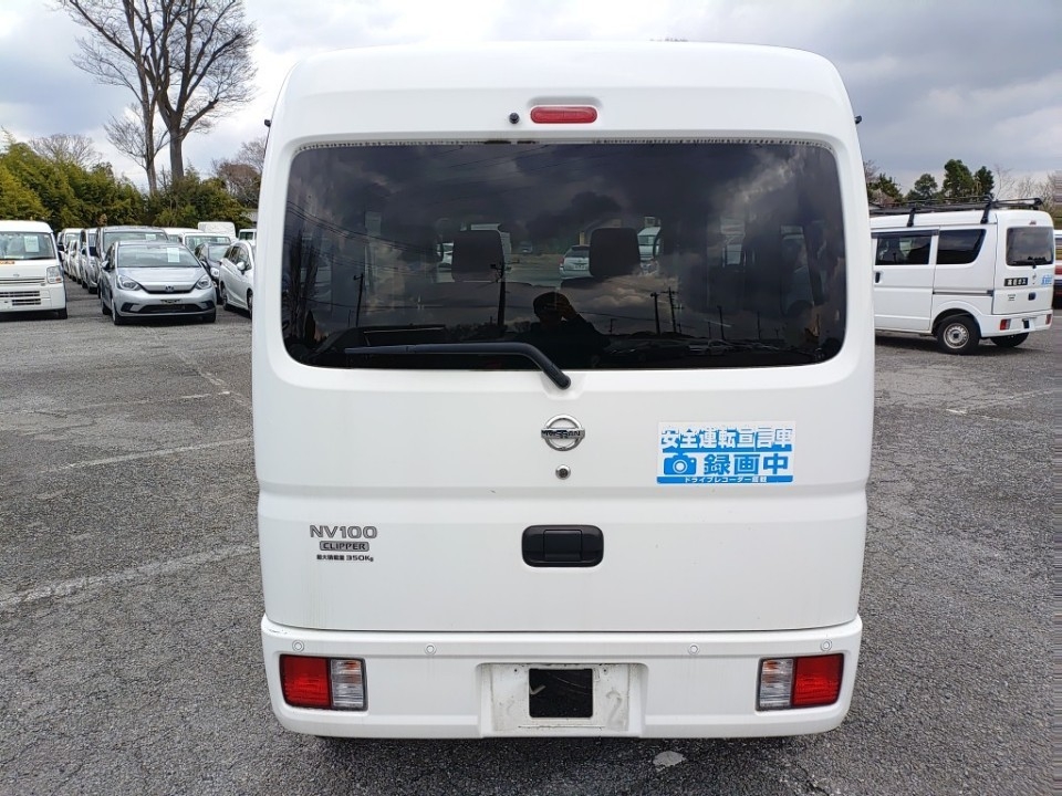 NISSAN NV100 CLIPPER