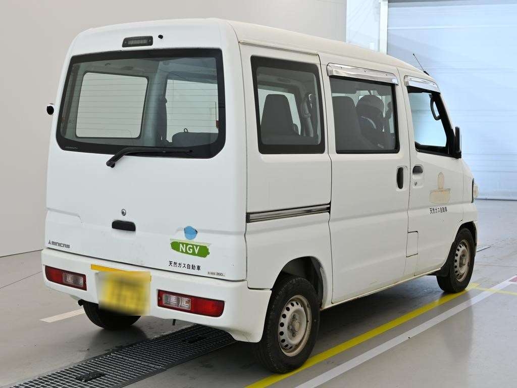 MITSUBISHI MINICAB