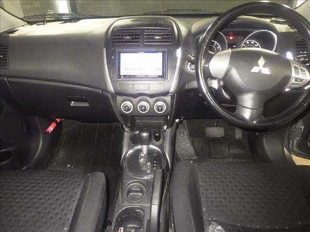 MITSUBISHI RVR