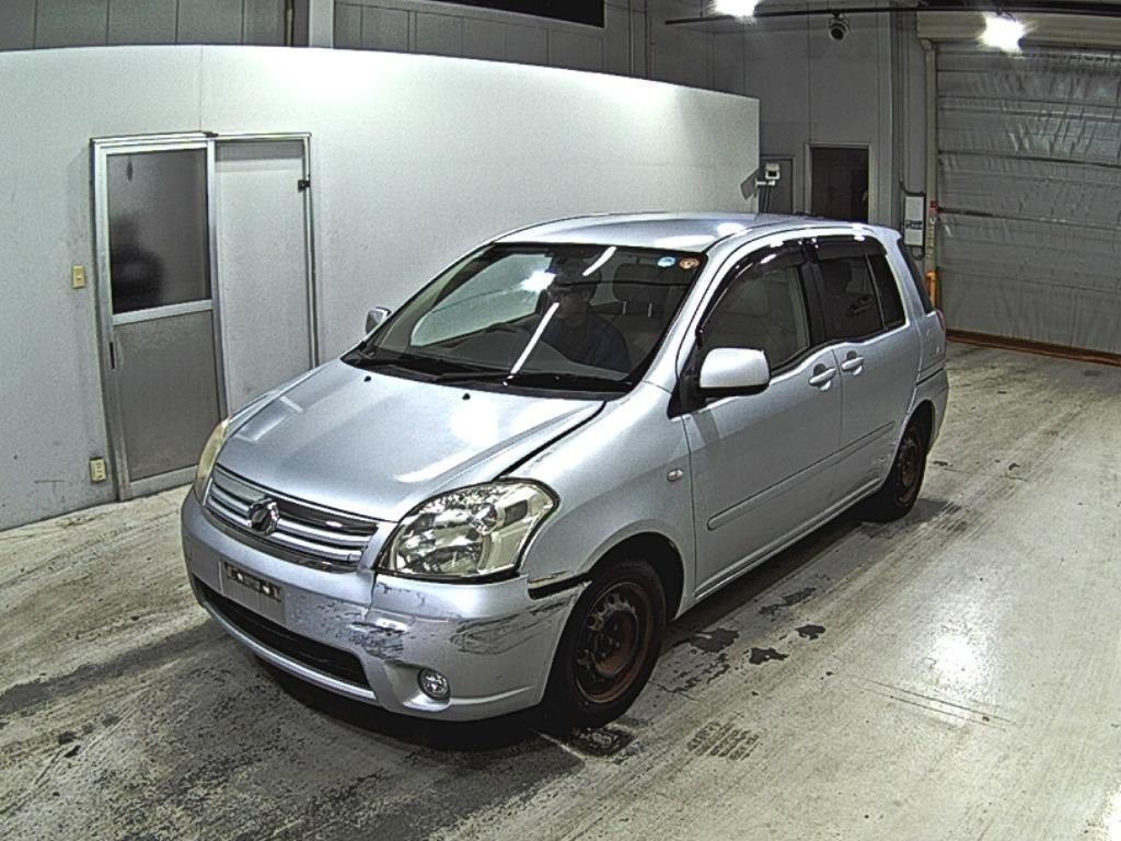 TOYOTA RAUM