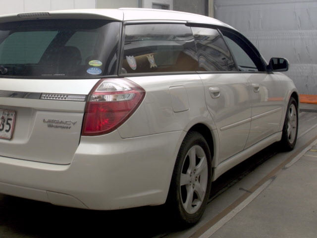 SUBARU LEGACY