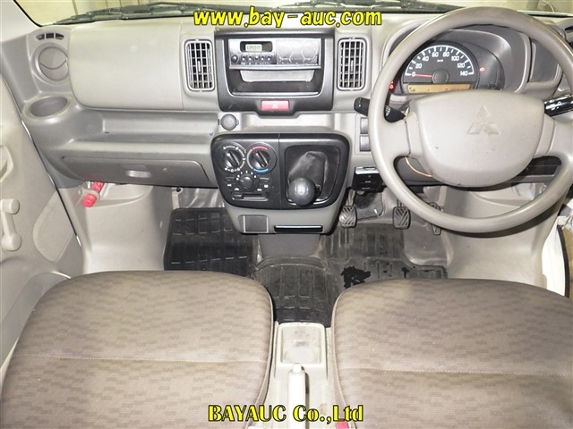 MITSUBISHI MINICAB