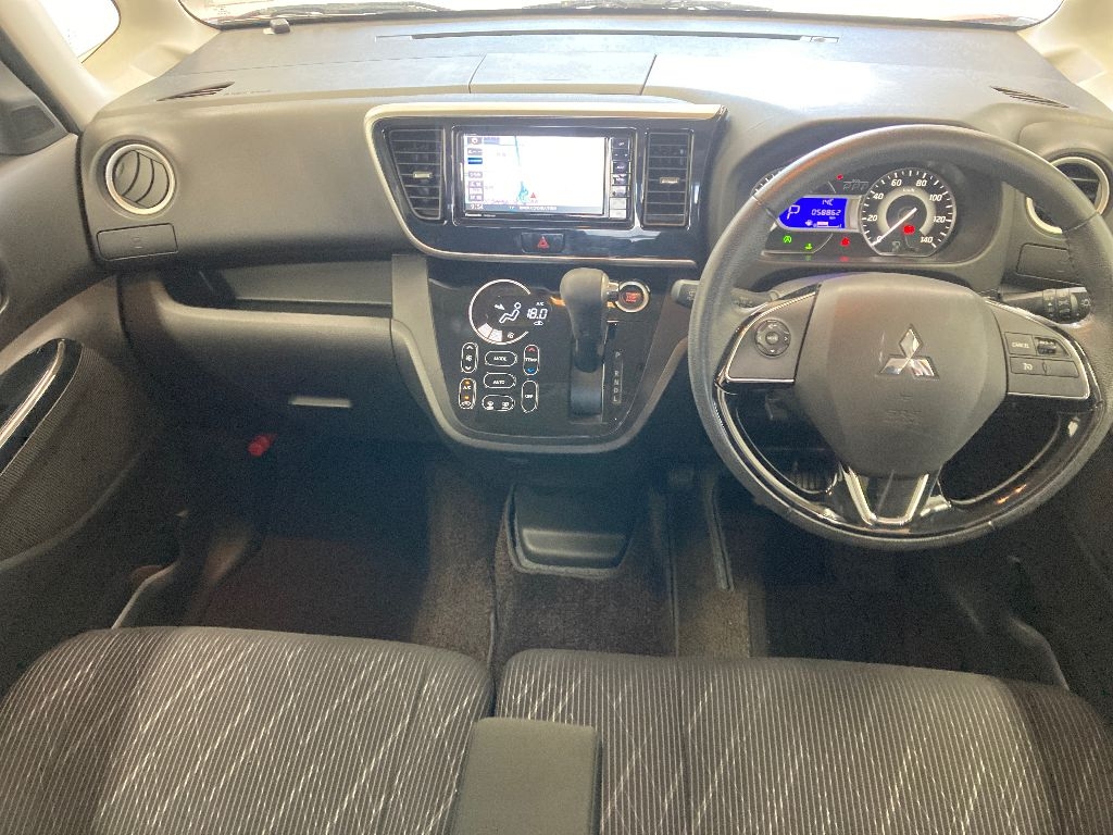 MITSUBISHI EK SPACE