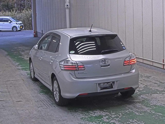 TOYOTA BLADE