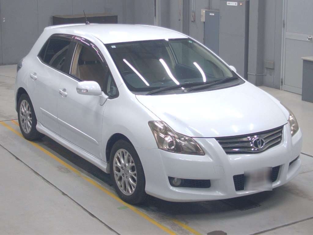 TOYOTA BLADE