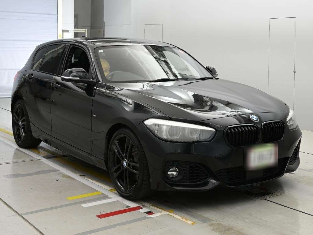 BMW 1-SERIES