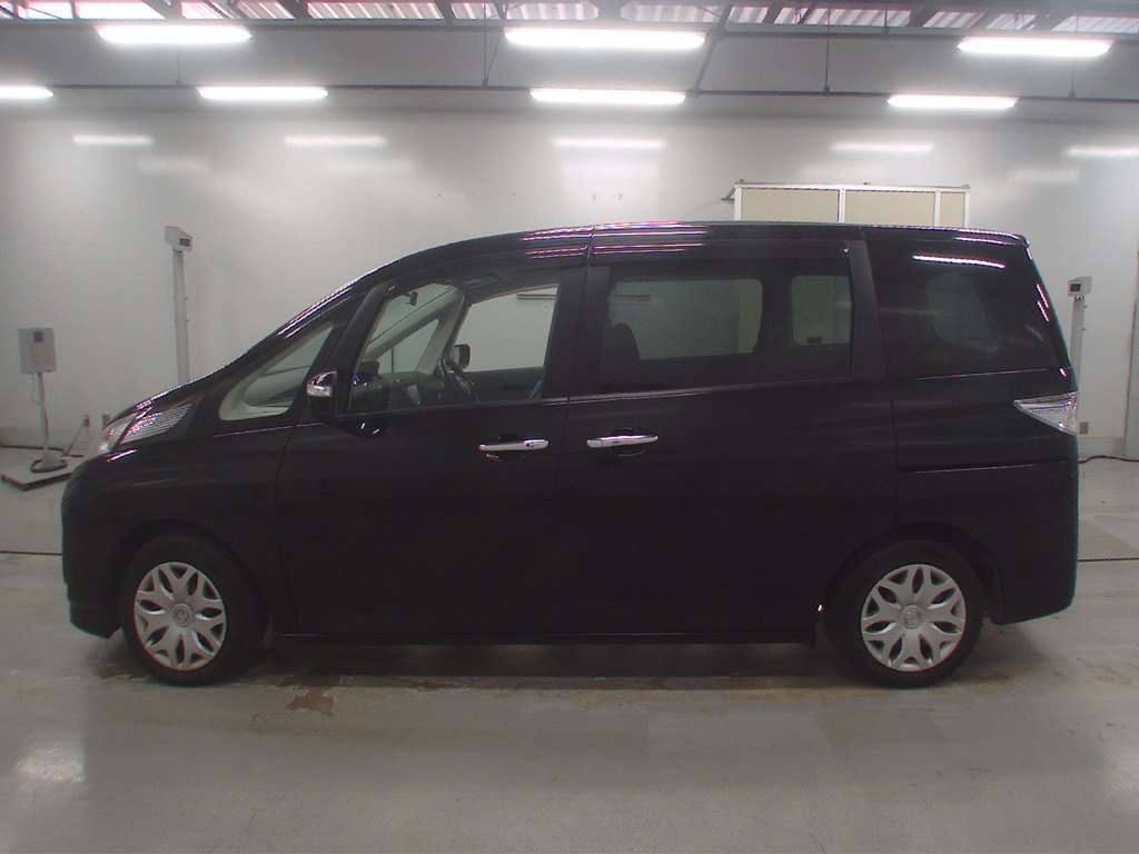 MAZDA BIANTE