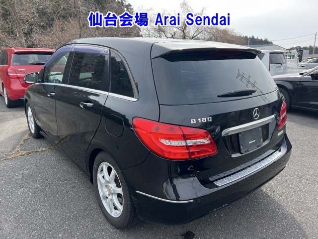MERCEDES-BENZ B-CLASS