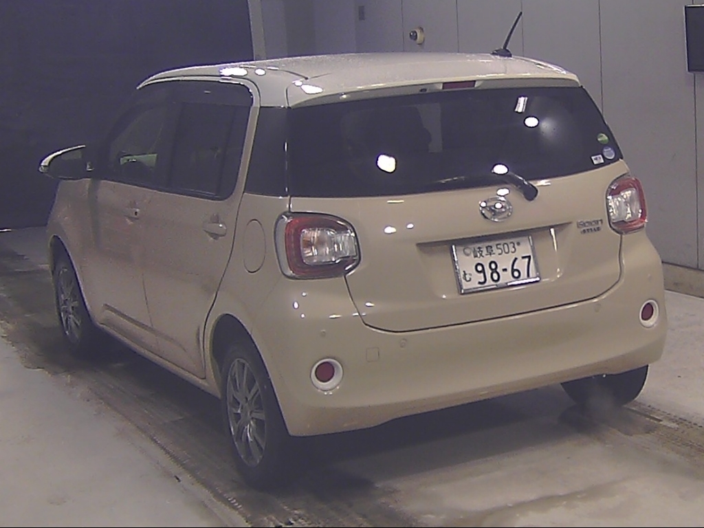 DAIHATSU BOON
