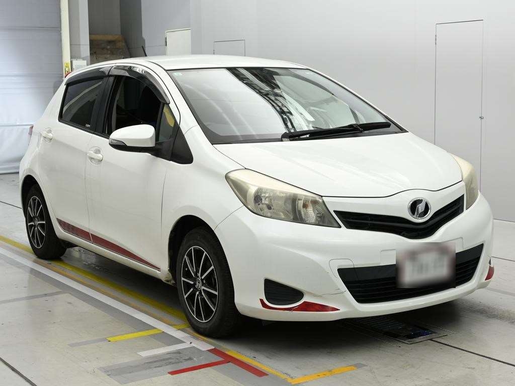 TOYOTA VITZ