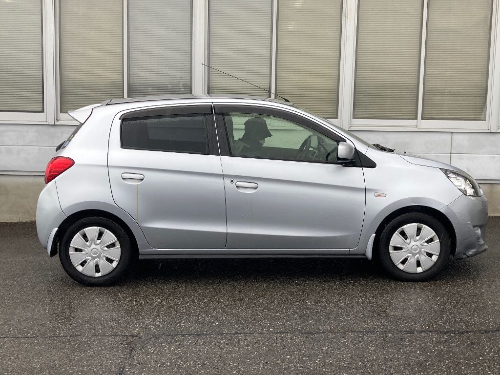 MITSUBISHI MIRAGE
