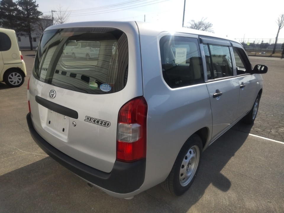 TOYOTA PROBOX
