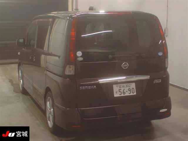 NISSAN SERENA