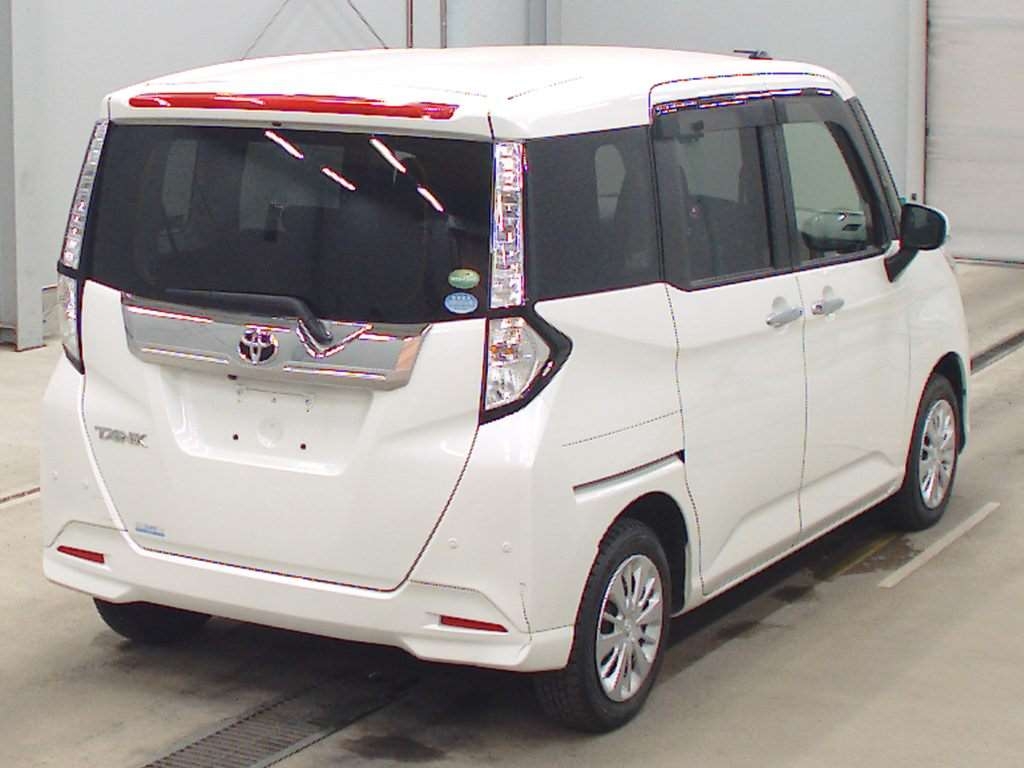 TOYOTA TANK