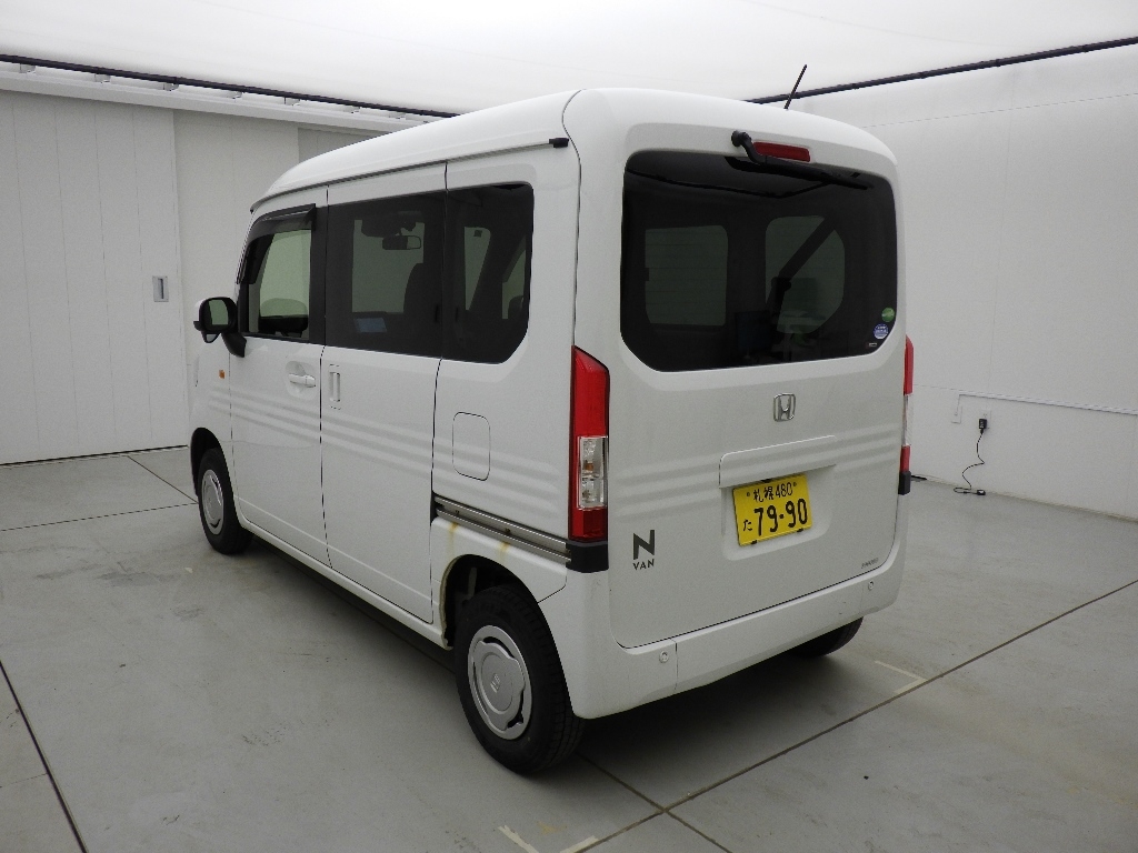 HONDA N-VAN