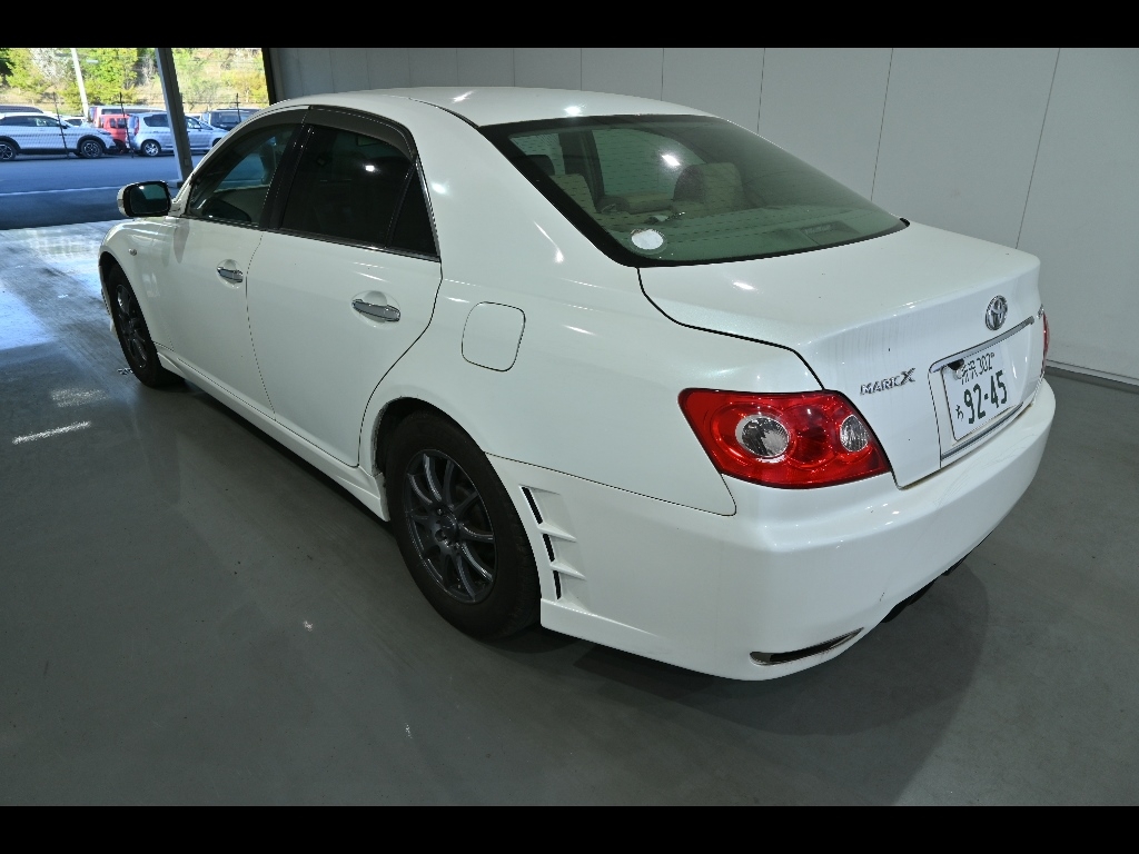 TOYOTA MARK X