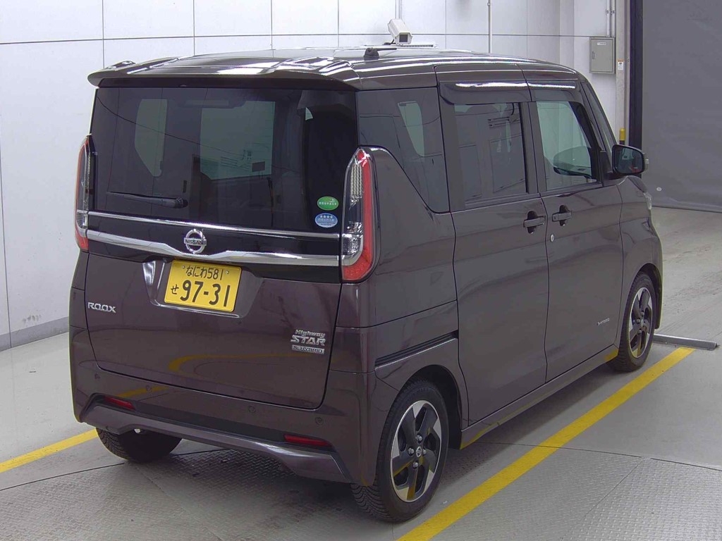 NISSAN ROOX