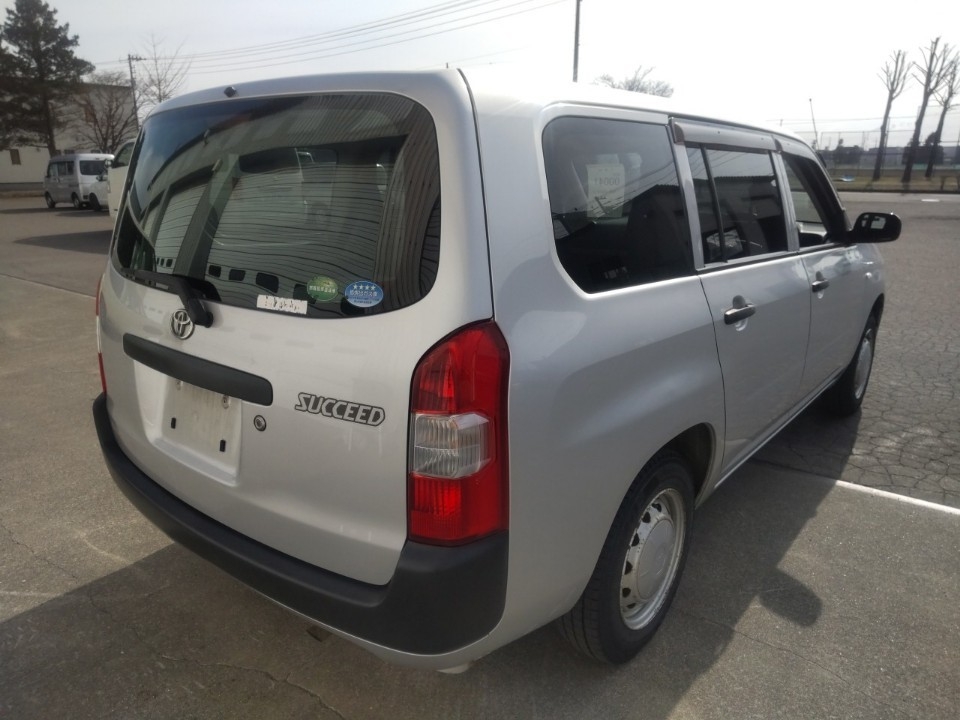 TOYOTA PROBOX