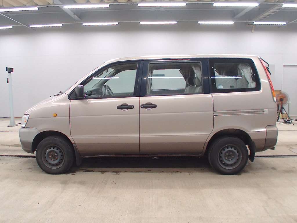 TOYOTA TOWN ACE NOAH