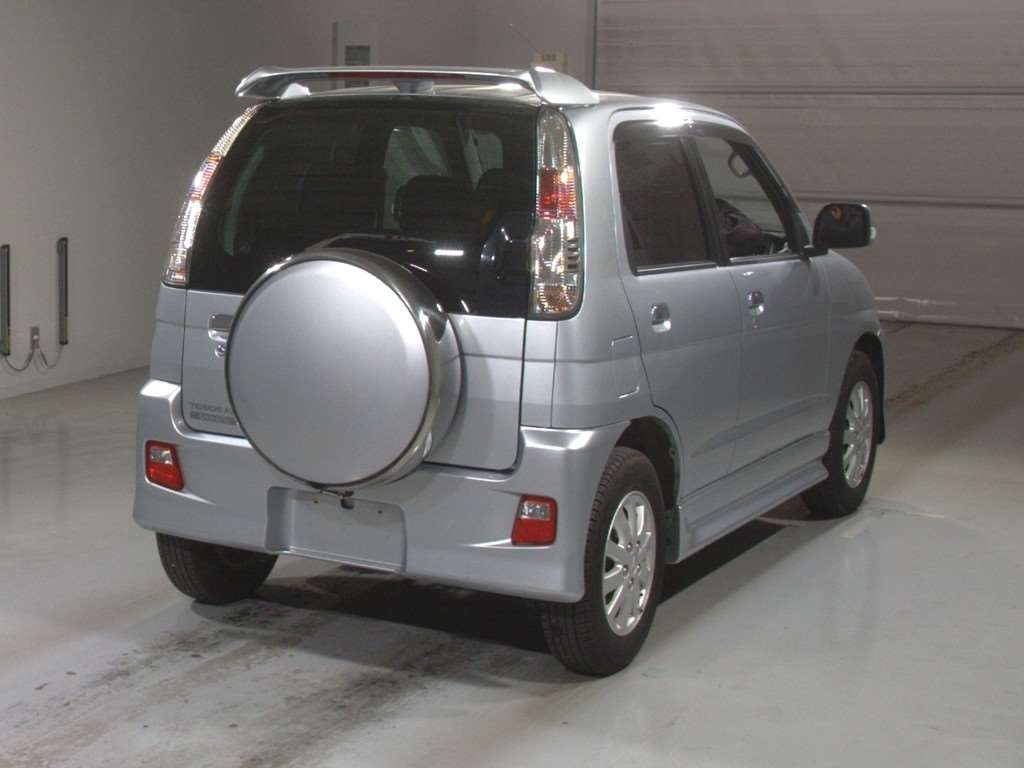 DAIHATSU TERIOS KID