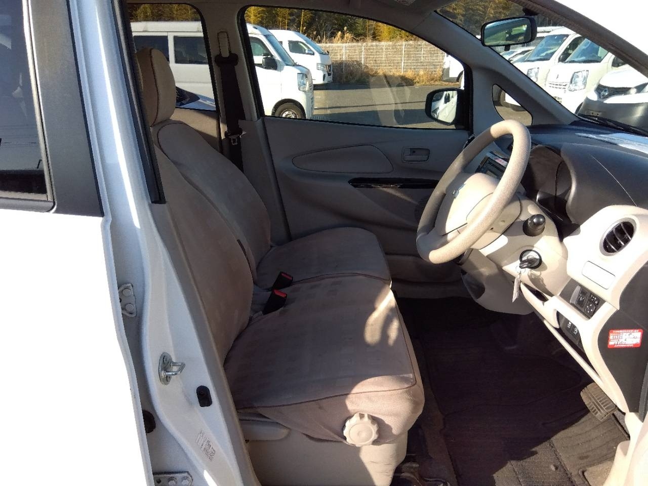 MITSUBISHI EK WAGON
