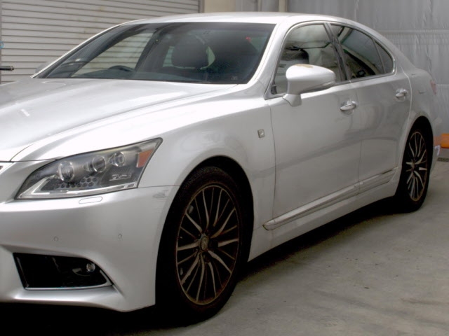 LEXUS LS460