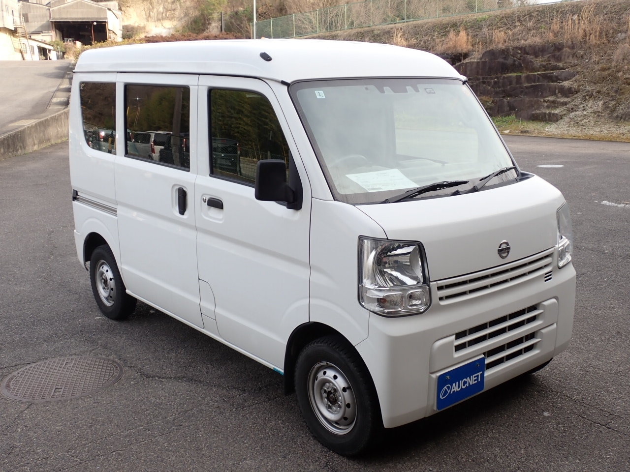 NISSAN NV100 CLIPPER