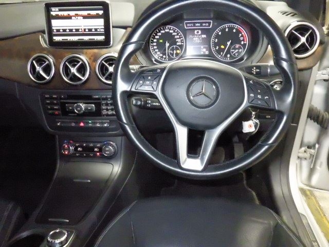 MERCEDES-BENZ B-CLASS