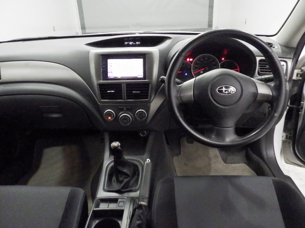 SUBARU IMPREZA