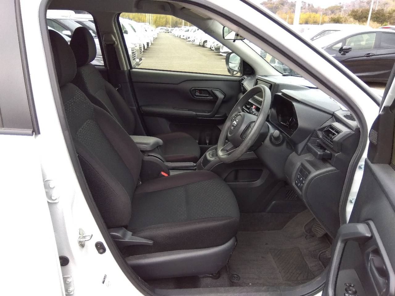DAIHATSU ROCKY